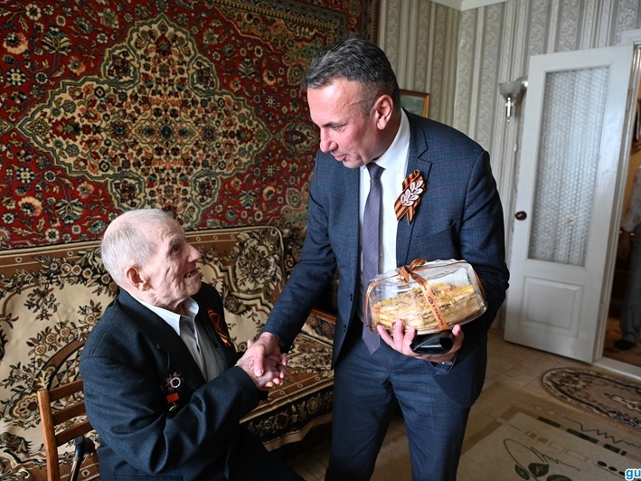 103 года исполнилось ветерану Великой Отечественной войны Николаю Александровичу Кулеву.